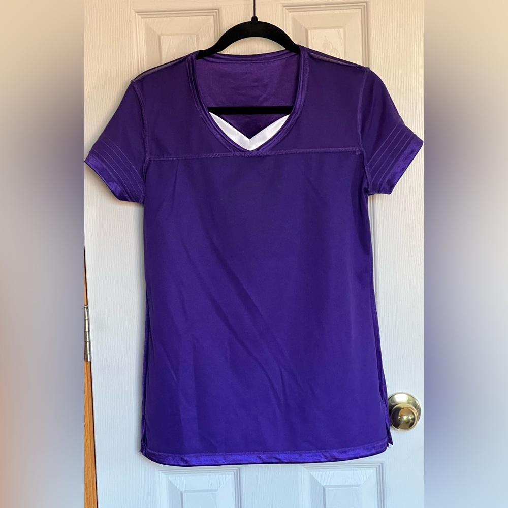 Team Apparel NFL Women’s Purple Minnesota Vikings V-Neck Shirt Sz M EUC - Picture 10 of 11
